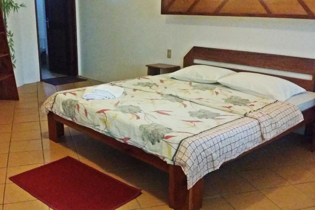 Bamboo Bungalows Resthouse Balabag  Kamer foto