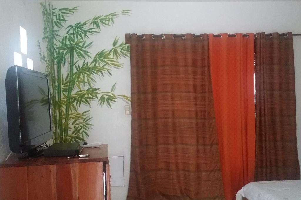 Bamboo Bungalows Resthouse Balabag  Kamer foto